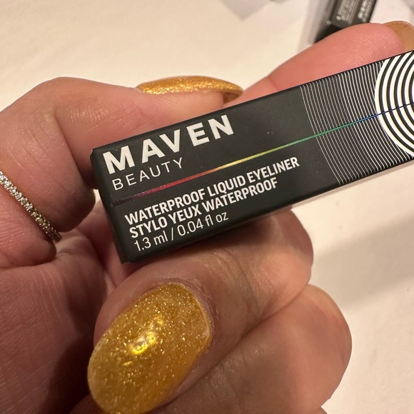 MAVEN Beauty waterproof liquid eyeliner new in box color: Herb - Picture 7 of 8